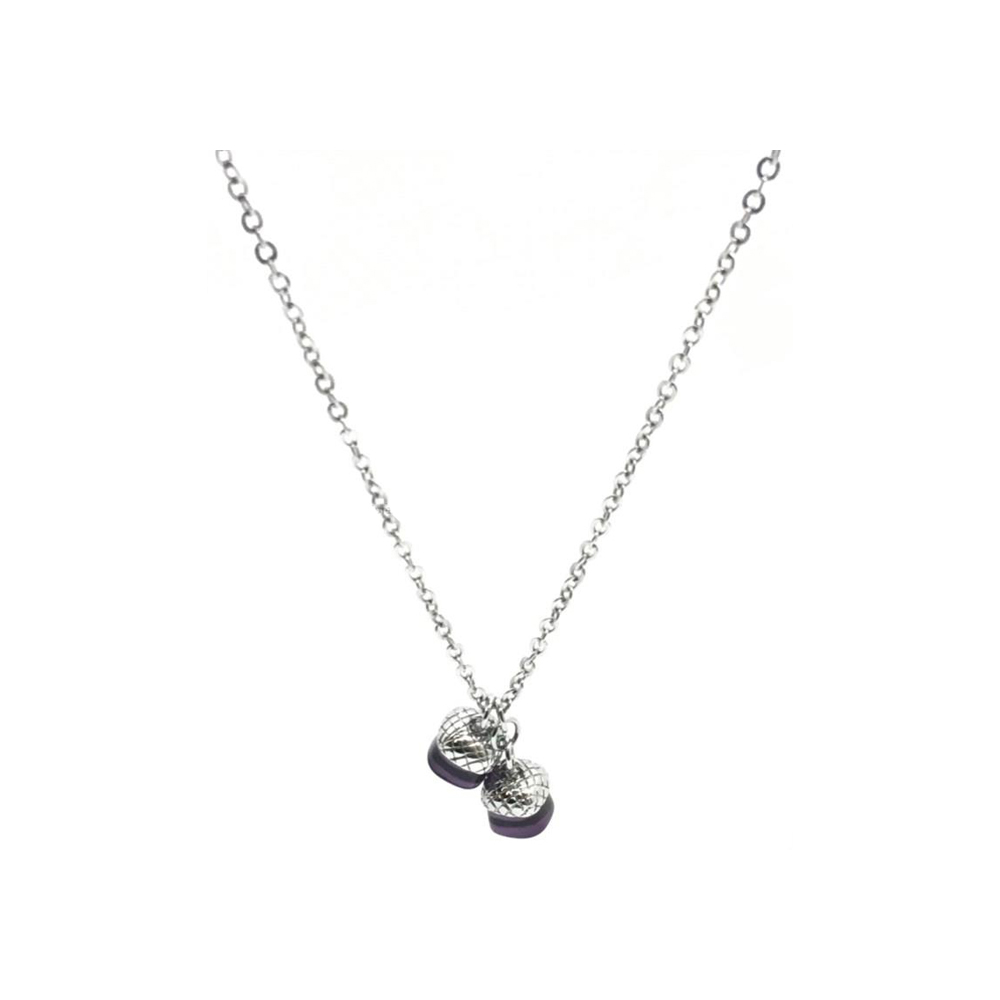 BCI02 A sophisticated bar style pendant with diamonds. Quite a stylish piece in 14k white gold, this comes with an 18 inches cable chain and a classic lobster clasp.
